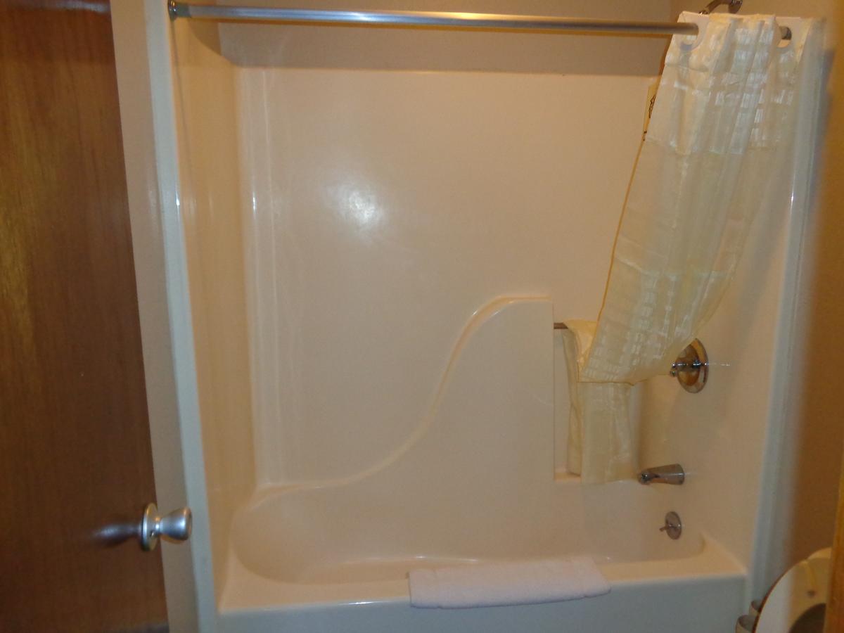 National 9 Inn - thumb 15