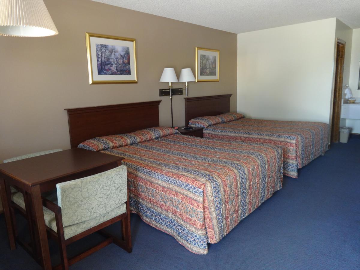 National 9 Inn - thumb 7