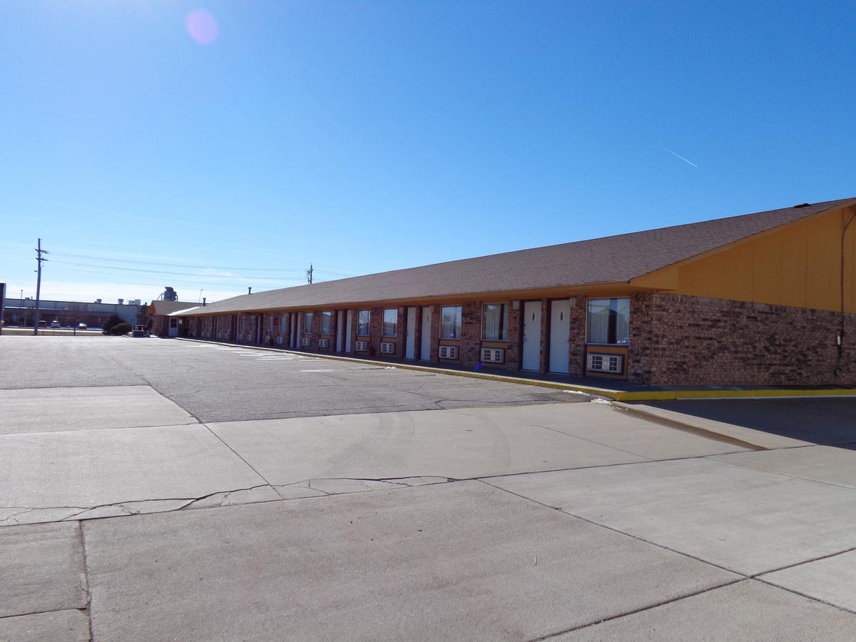 National 9 Inn - thumb 11