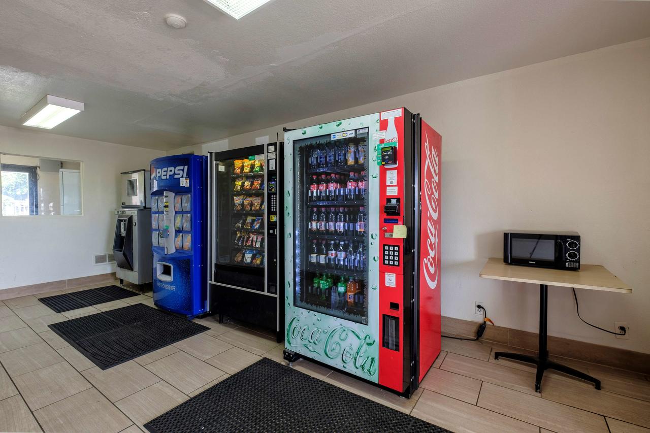 Red Roof Inn Alexandria, LA - thumb 5