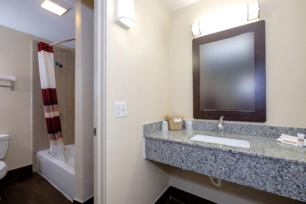 Red Roof Inn Alexandria, LA - thumb 13