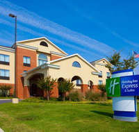Holiday Inn Express Hotel  Suites Chestertown - Accommodation Dallas