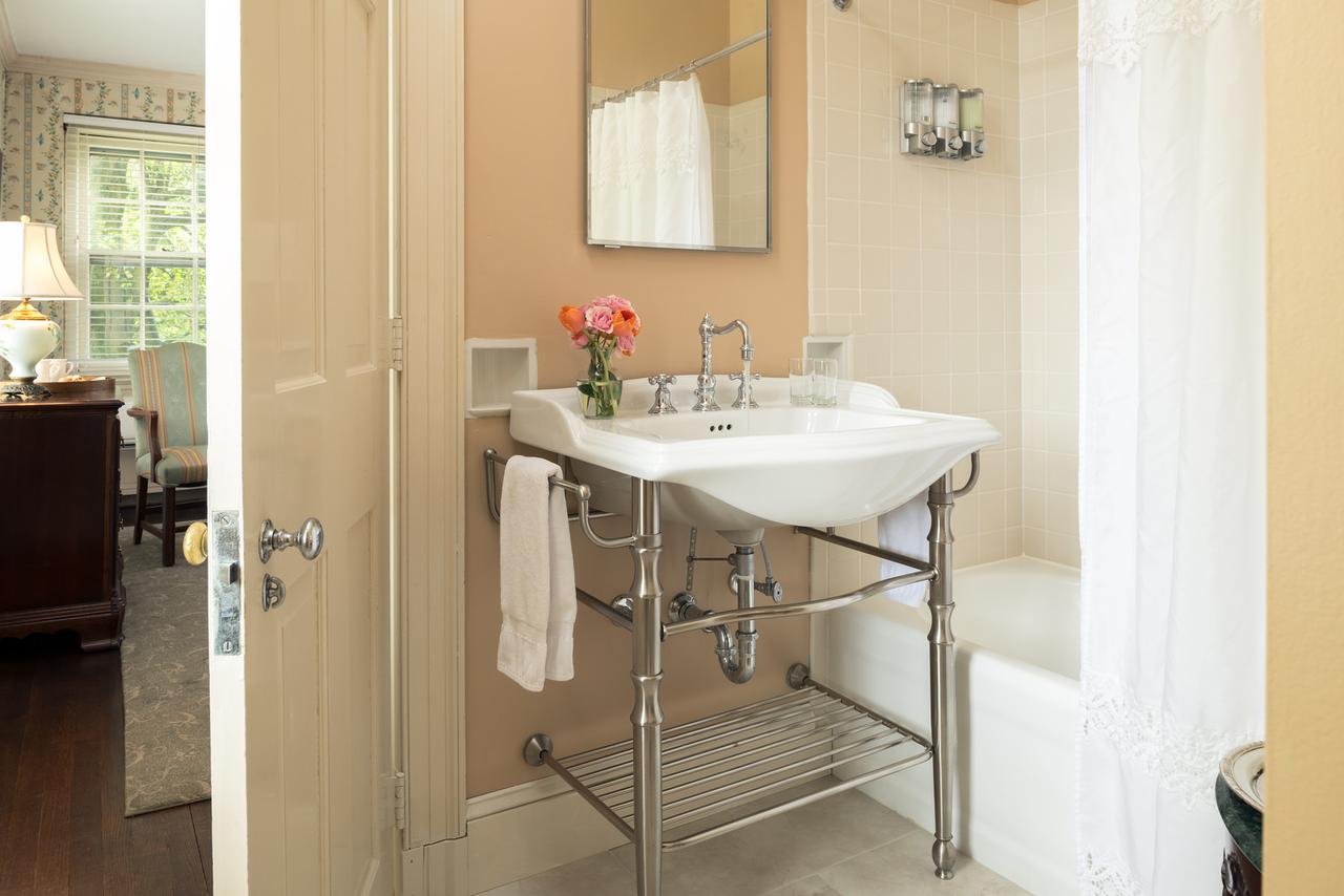 Great Oak Manor - thumb 38