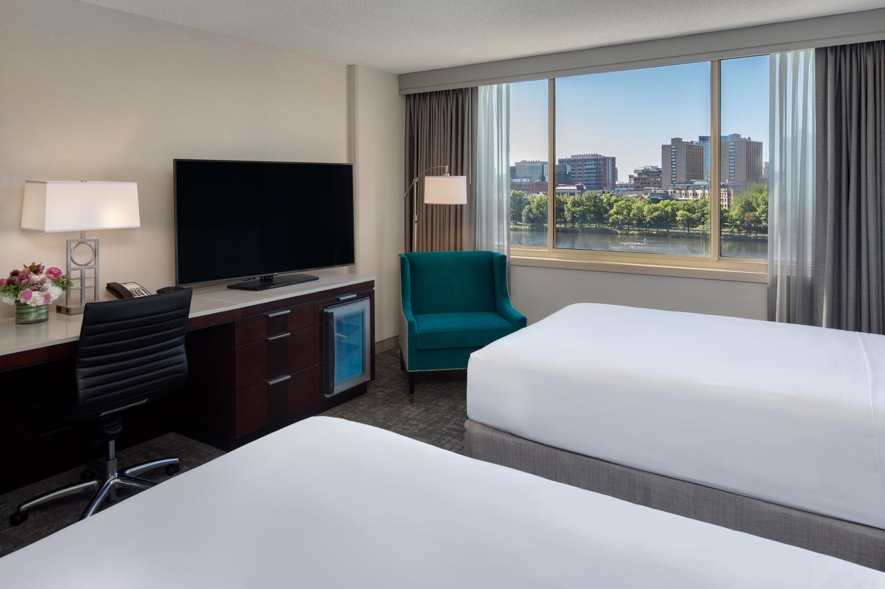 Hyatt Regency Cambridge, Overlooking Boston - thumb 4