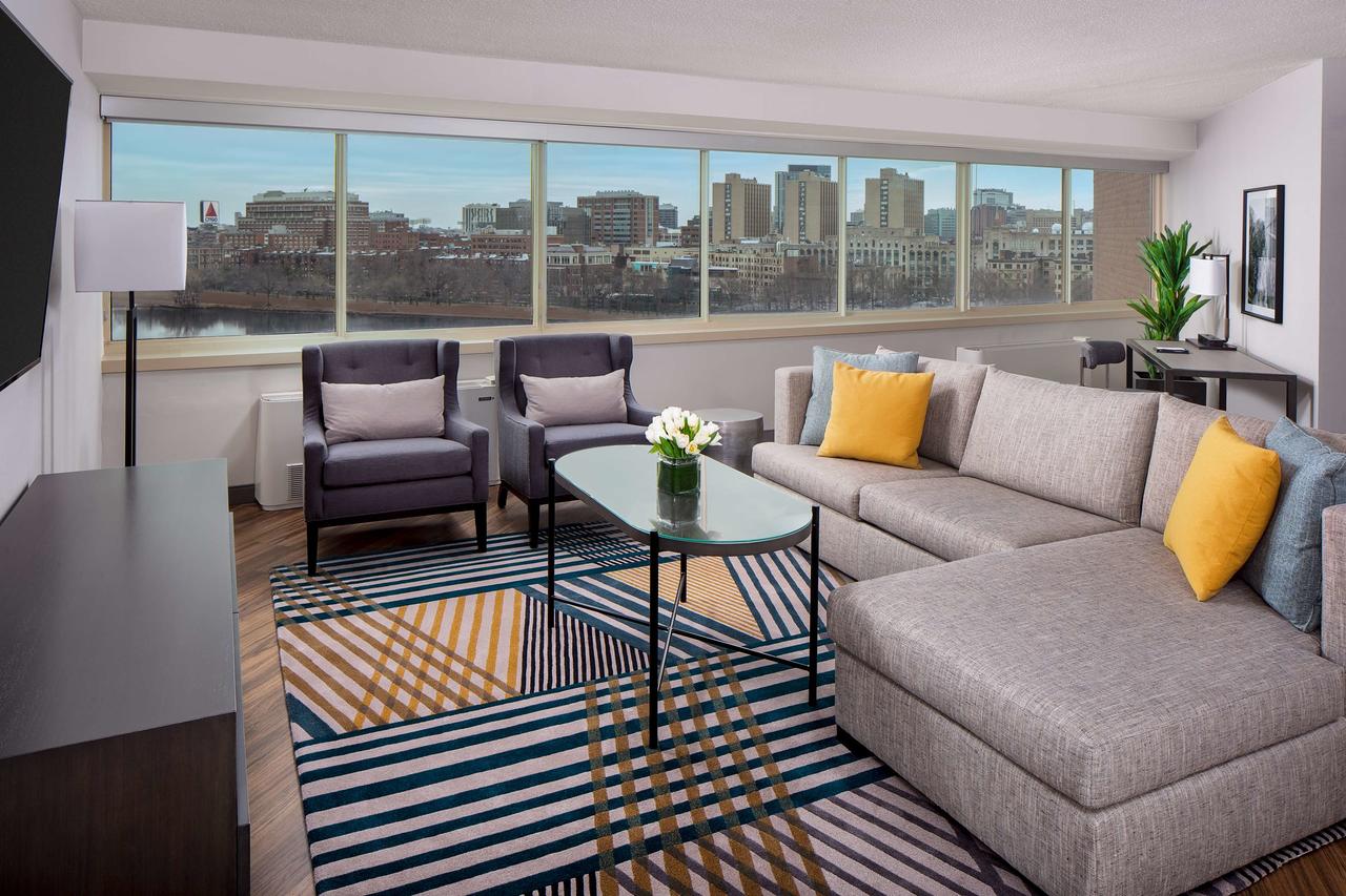 Hyatt Regency Cambridge, Overlooking Boston - thumb 5