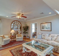 Couple's Paradise by the Sea - Accommodation Dallas