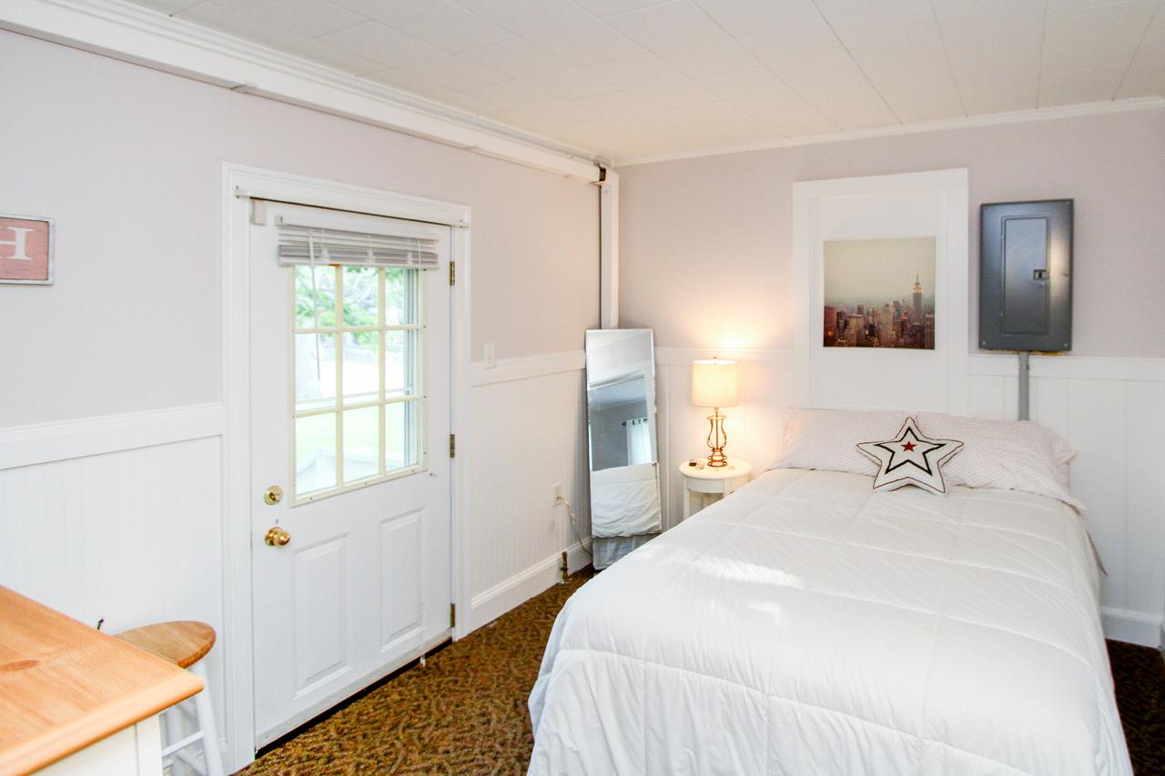 200 South Sea Ave House - thumb 1