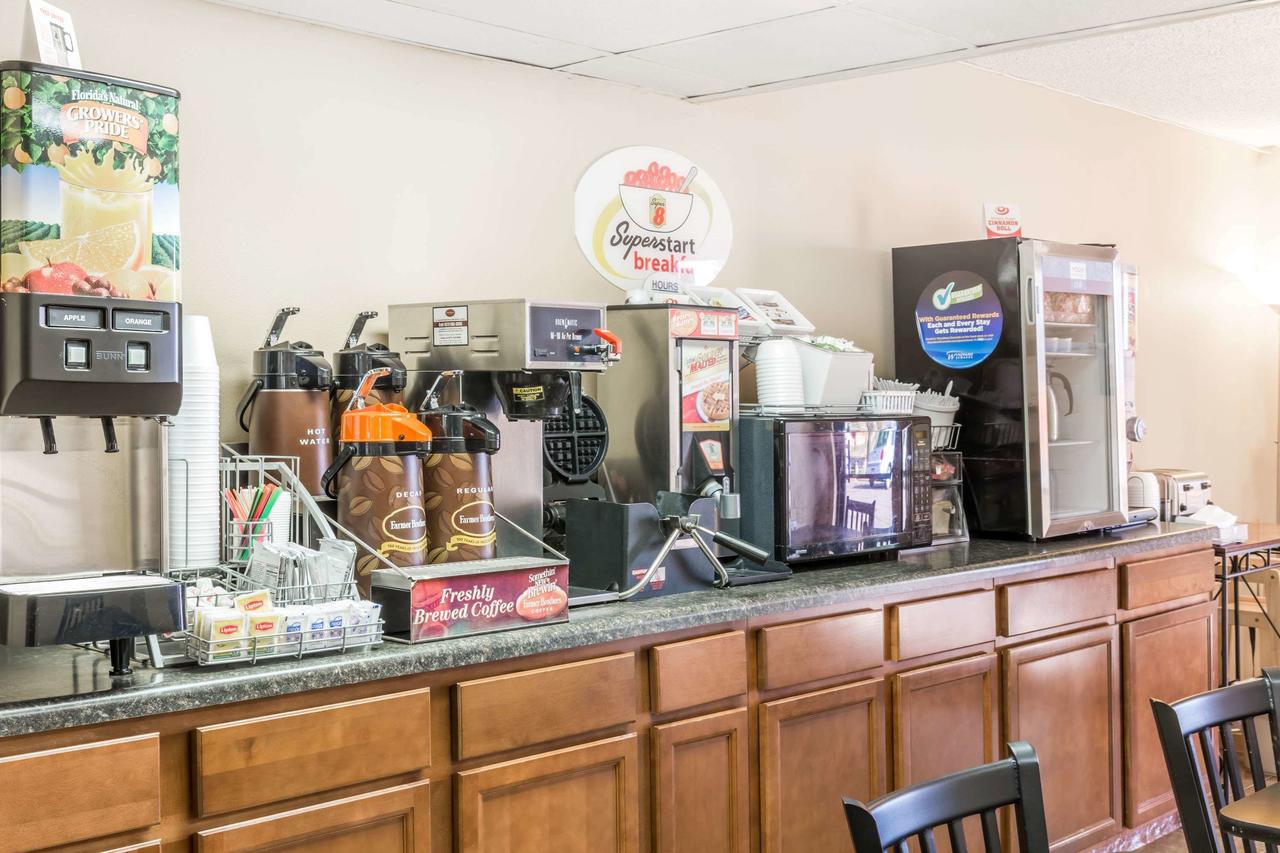 Super 8 By Wyndham Luverne - thumb 14