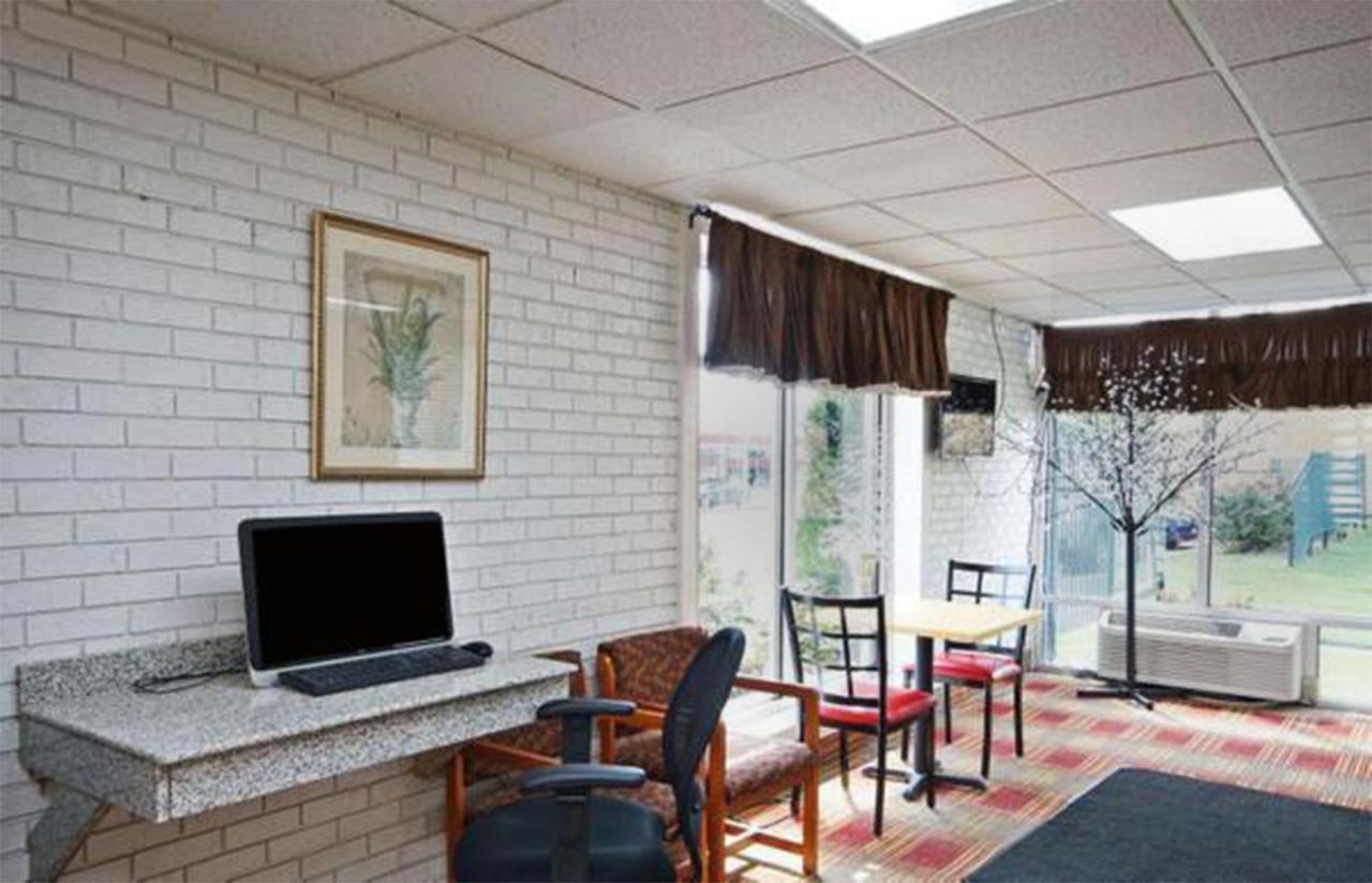 Red Lion Inn & Suites Kansas City Independence - thumb 4