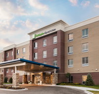 Holiday Inn Express  Suites St. Louis - Chesterfield - Accommodation Dallas
