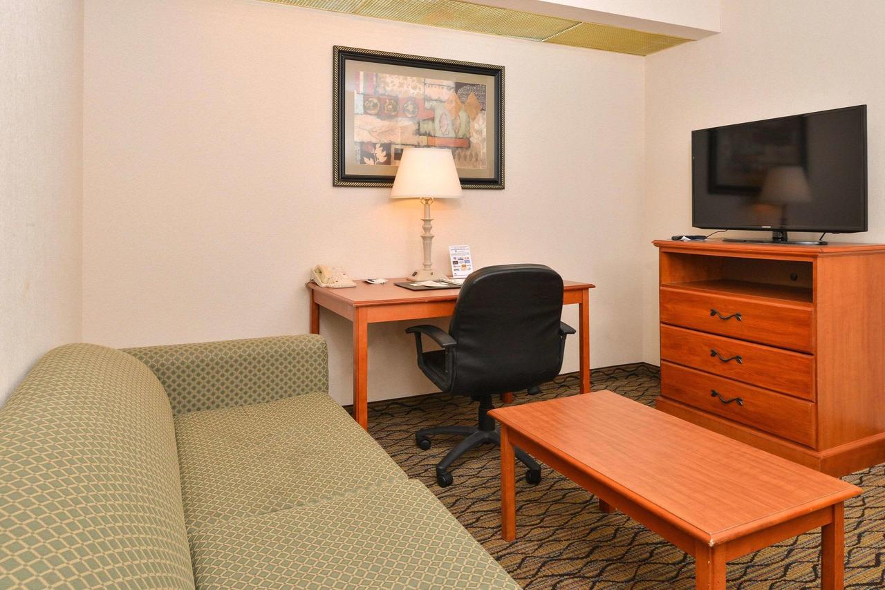 Quality Inn & Suites - Jefferson City - thumb 14
