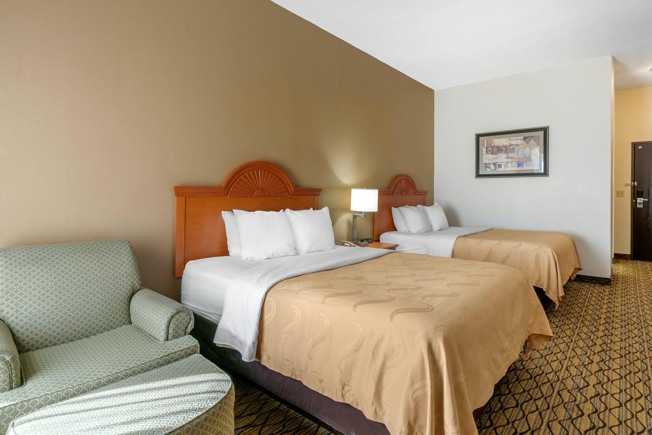Quality Inn & Suites - Jefferson City - thumb 1
