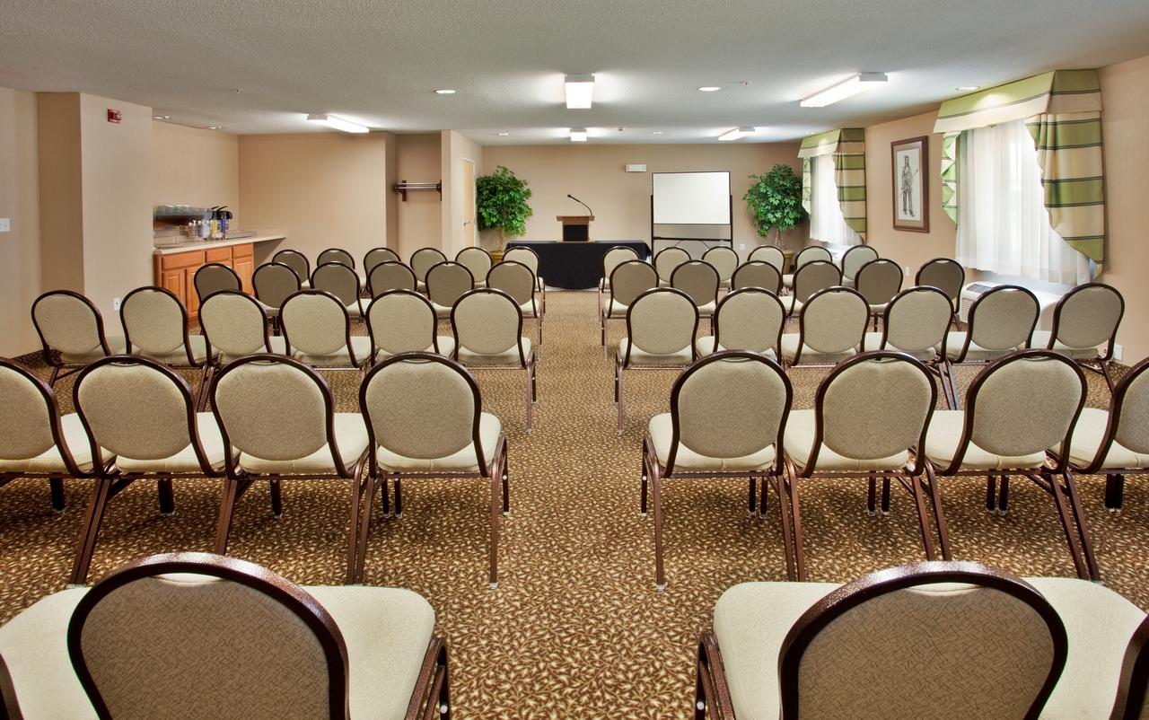 Holiday Inn Express Warrenton - thumb 7