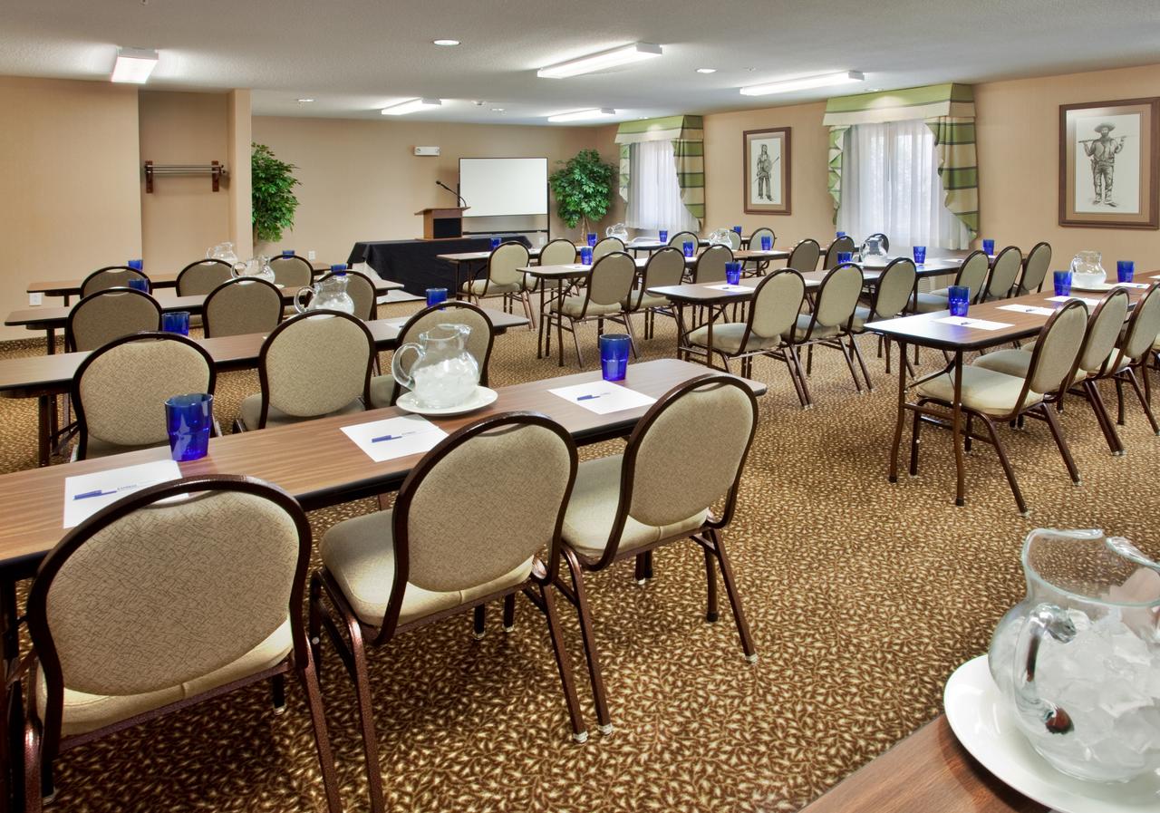 Holiday Inn Express Warrenton - thumb 4