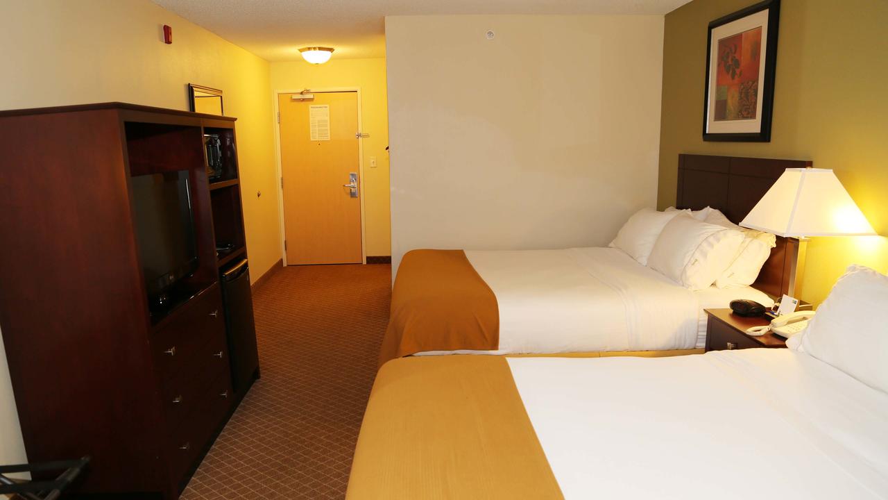 Holiday Inn Express Warrenton - thumb 14