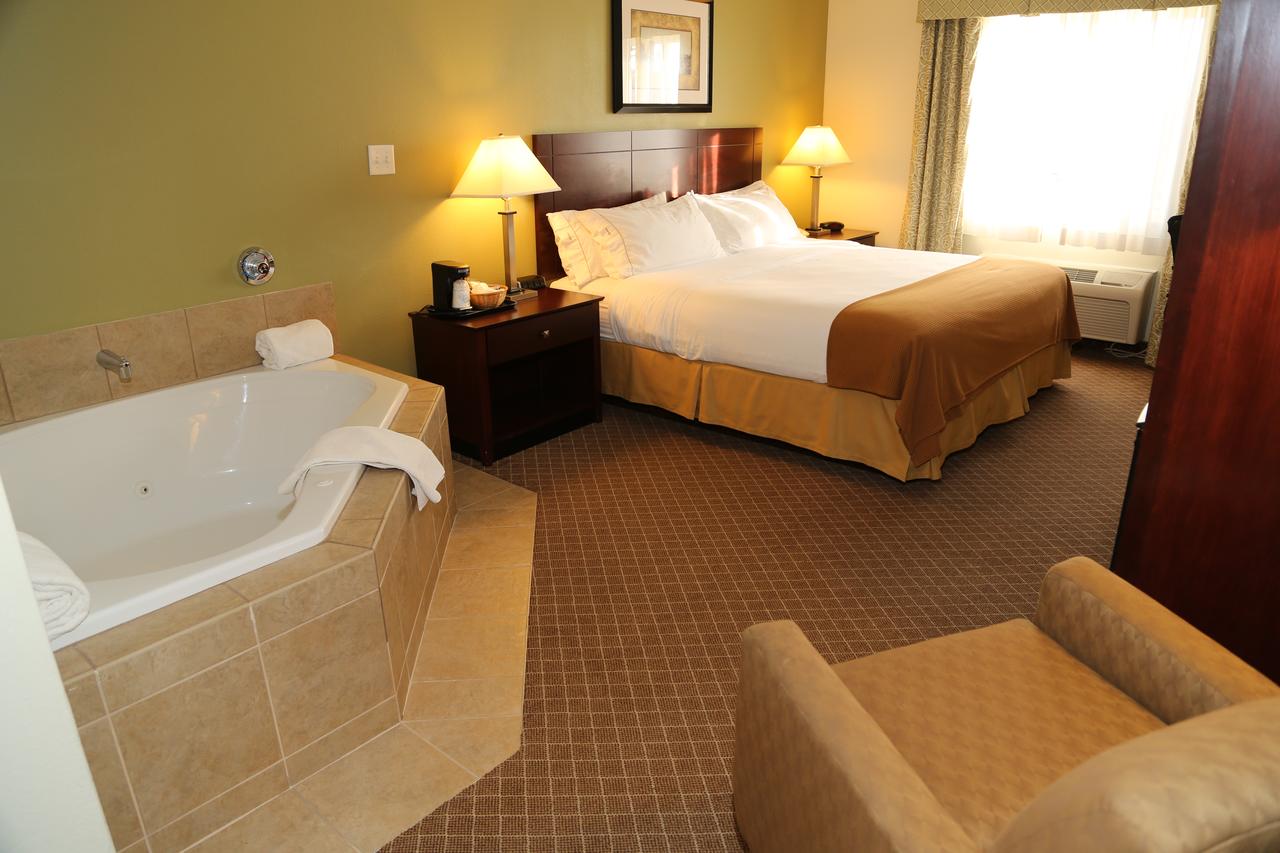 Holiday Inn Express Warrenton - thumb 10