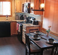 Cowboy Condo - Accommodation Dallas