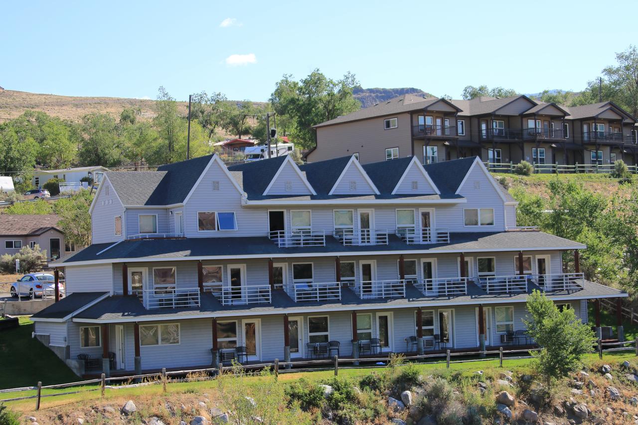 Absaroka Lodge - thumb 0