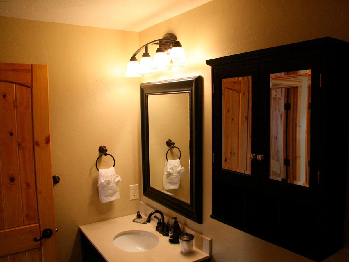 Montana Style Downtown Condo - thumb 3