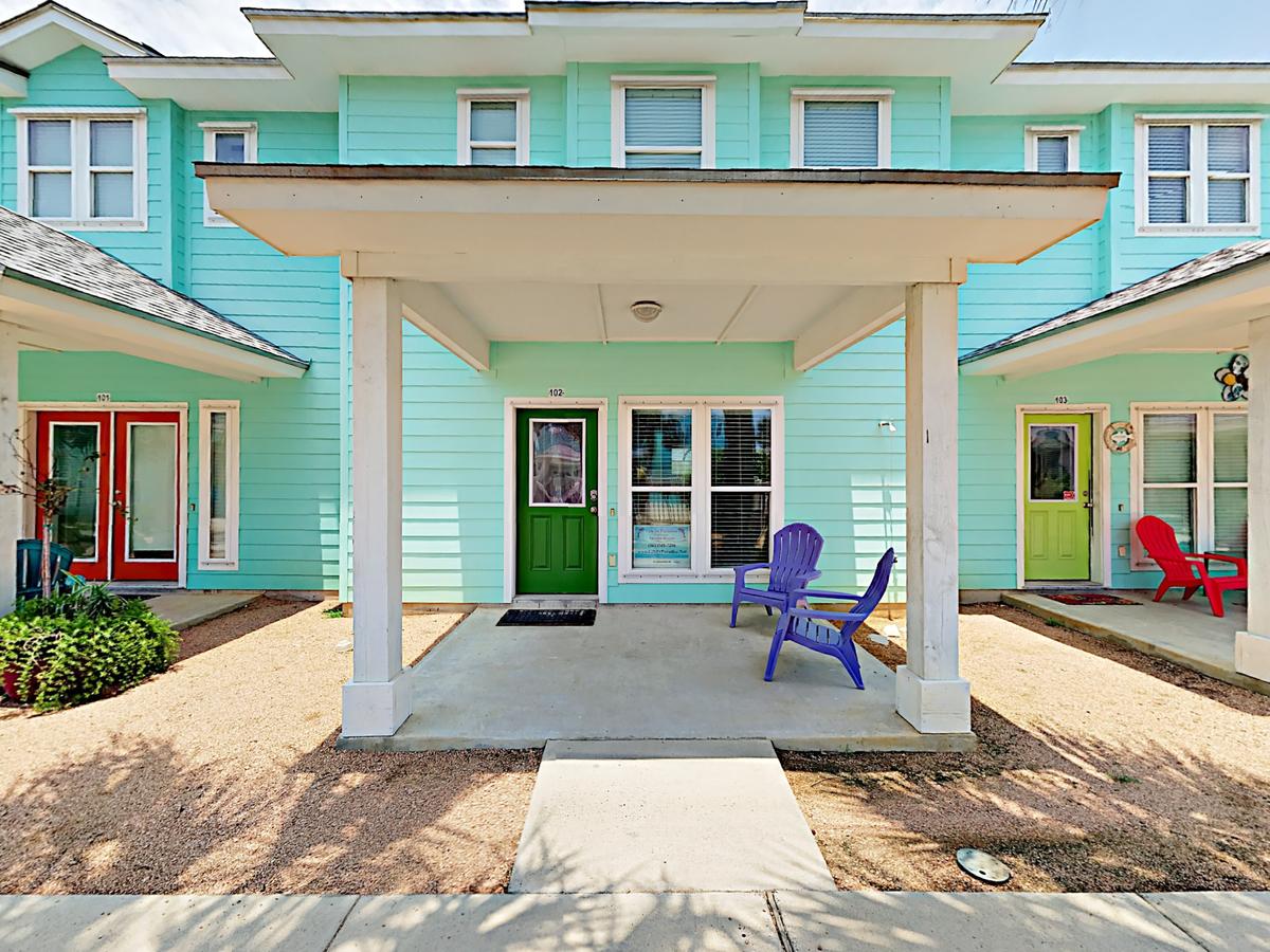 The Commons 102 - Three Bedroom Townhome - thumb 18