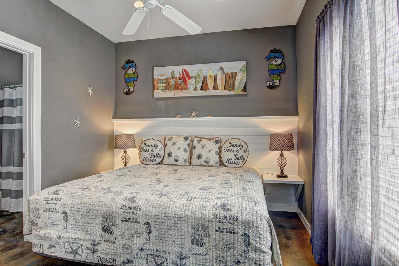 VW67 - Whale Of A Time - thumb 26