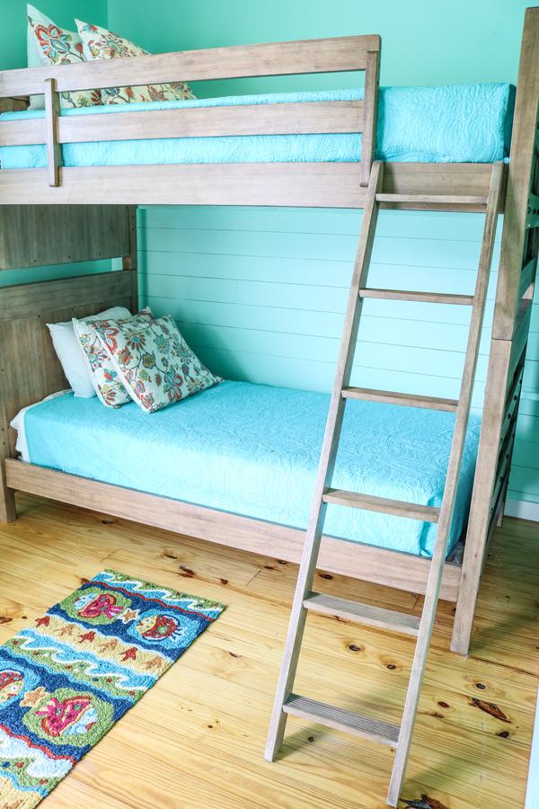 VW67 - Whale Of A Time - thumb 18