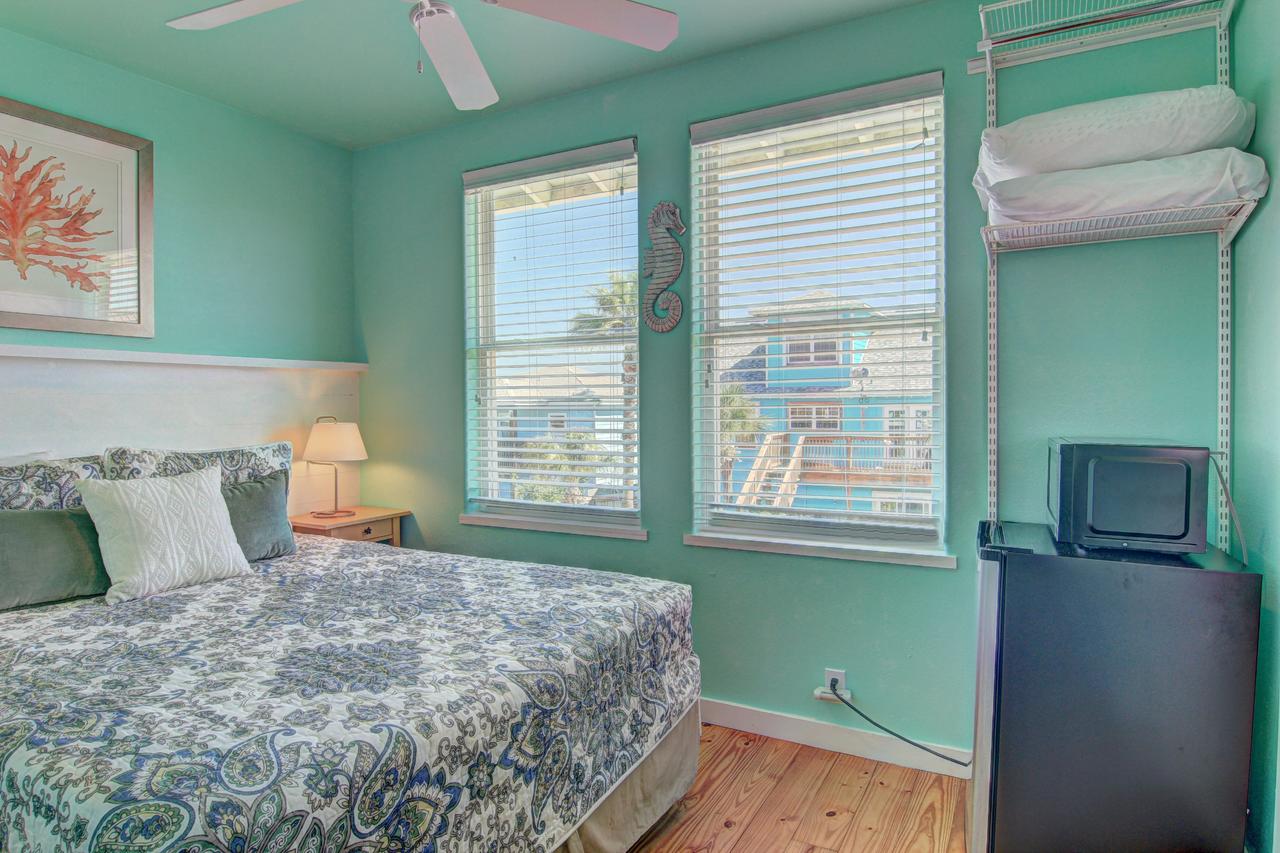 VW67 - Whale Of A Time - thumb 23