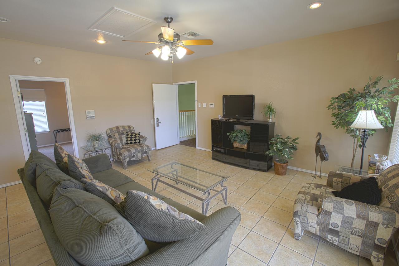 Plantation Suites And Conference Center - thumb 40