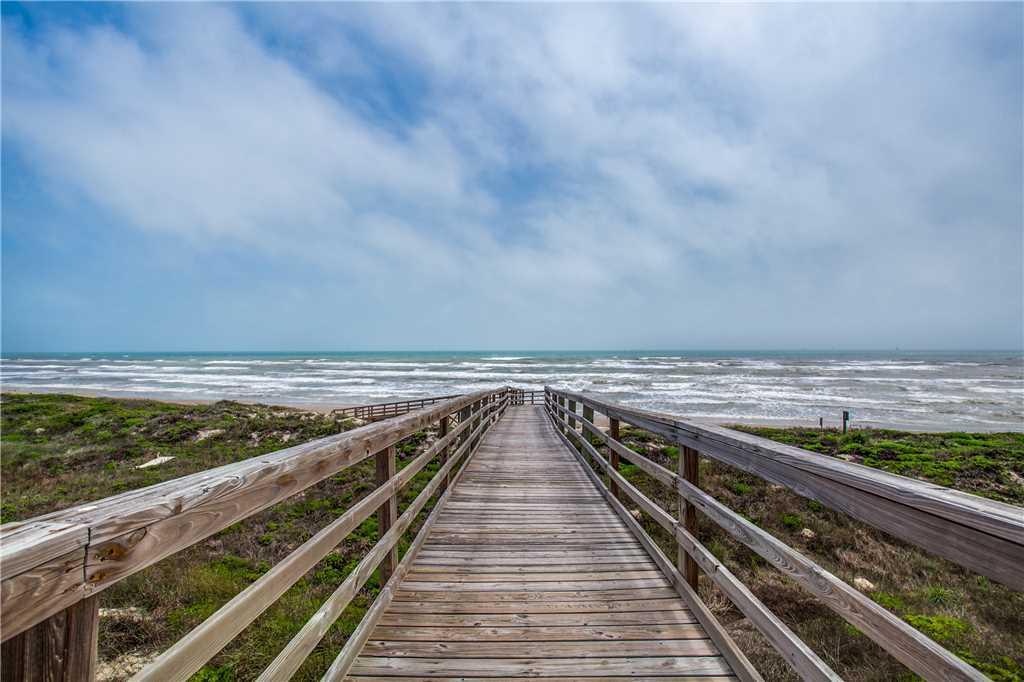 6501 Villa Castellon Drive Home - thumb 20