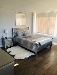 Amazing Master Suite in Shared 2/B Condo behind Convention Center Accommodation Dallas