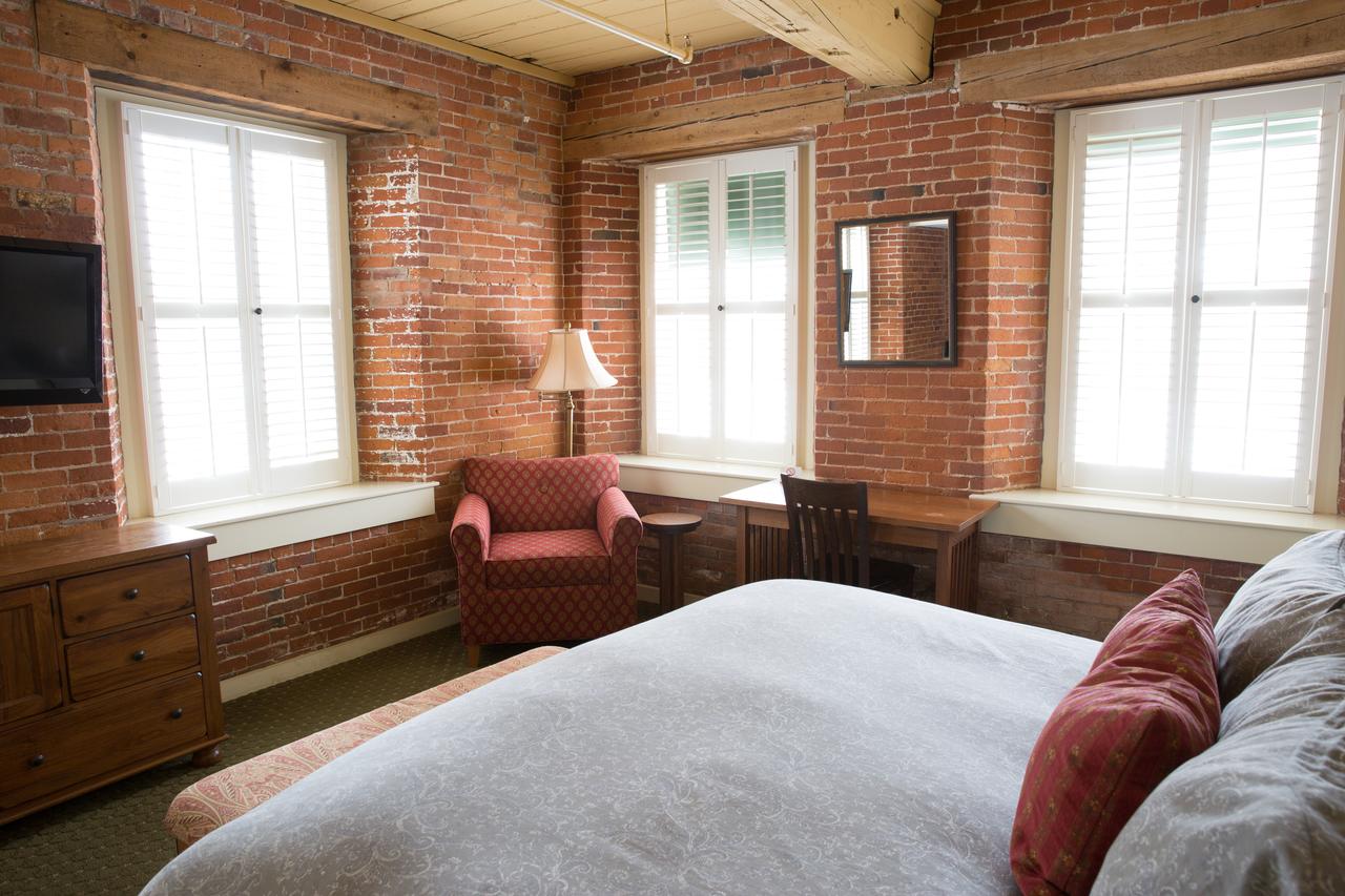 Common Man Inn & Restaurant Claremont - thumb 6