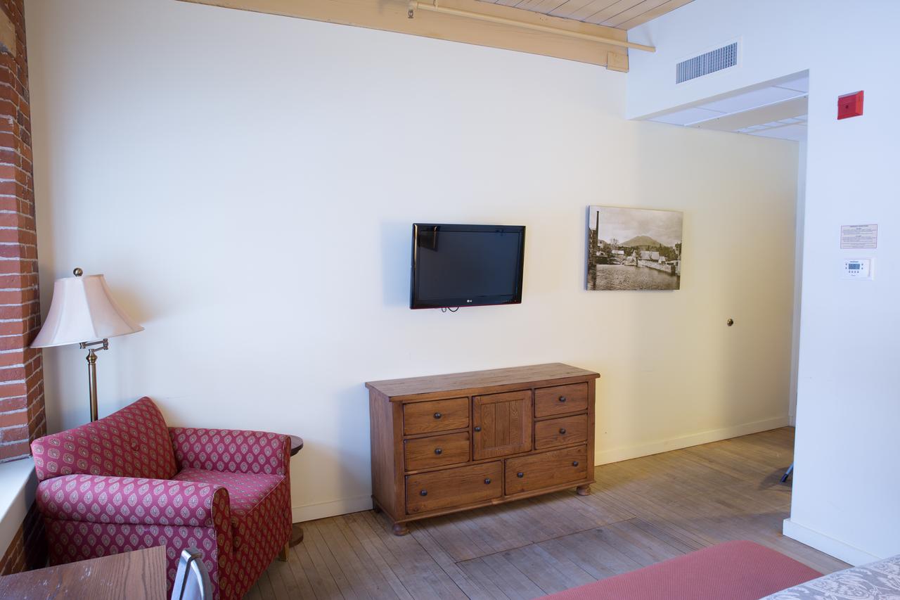 Common Man Inn & Restaurant Claremont - thumb 8