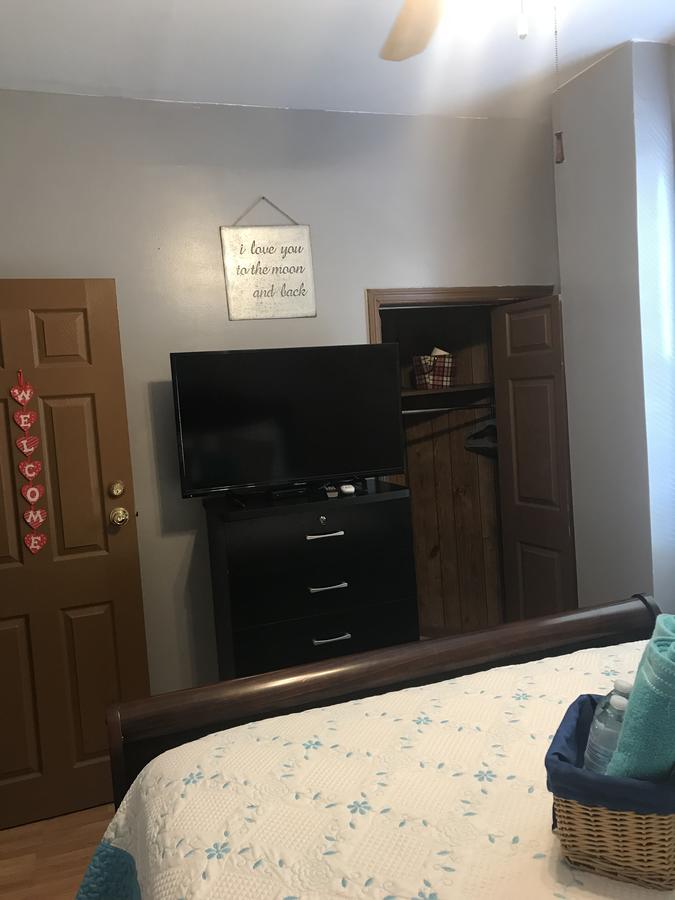 Room Away From Home - thumb 14