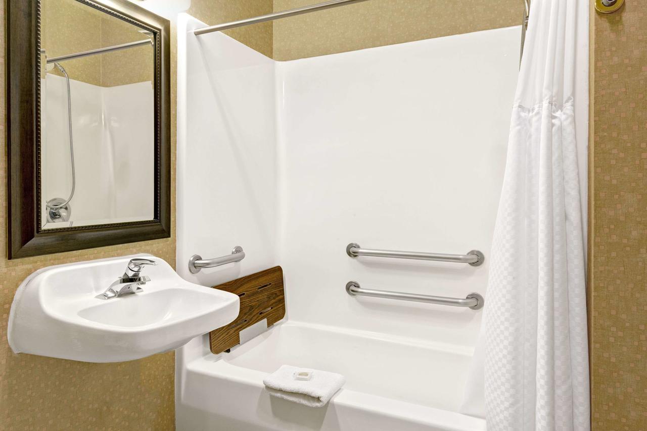 Days Inn By Wyndham Bernalillo - thumb 16