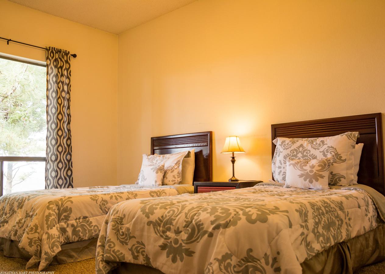 Tiara Del Sol - thumb 3