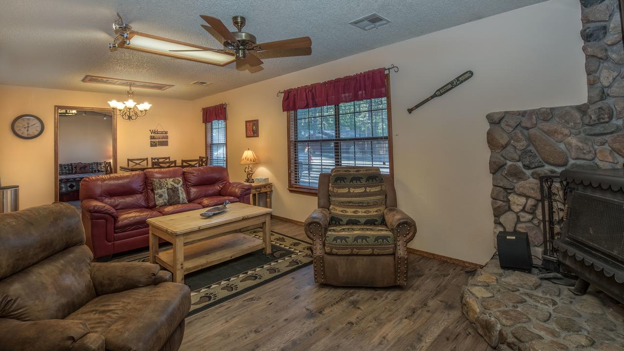 Shadow Mountain Lodge And Cabins - thumb 0