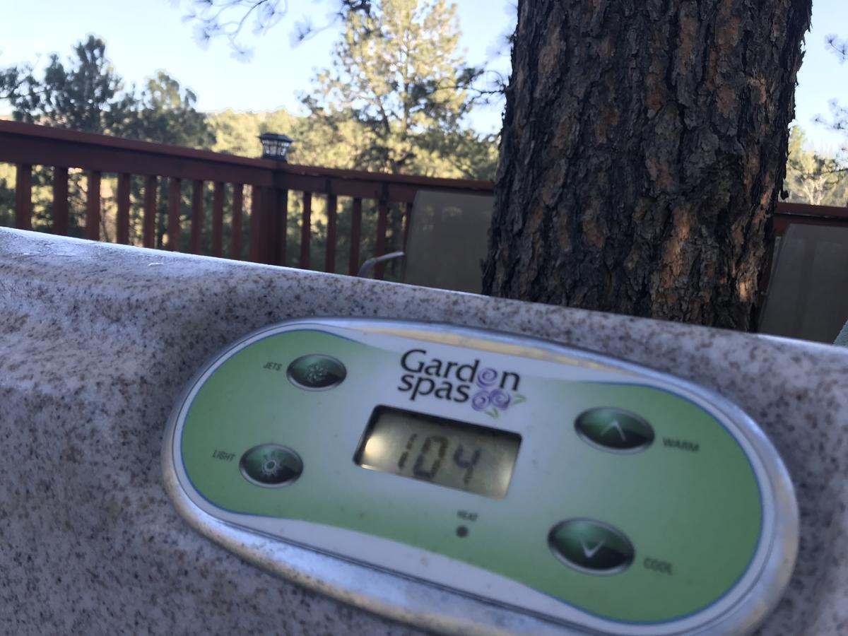 Gonzales Cozy Little Bear Cabin - thumb 31