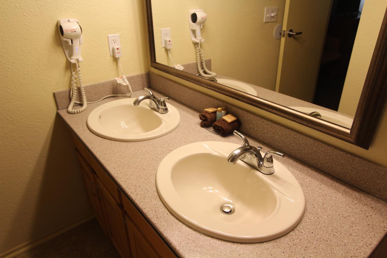 Crown Point Owners Association, A VRI Resort - thumb 18