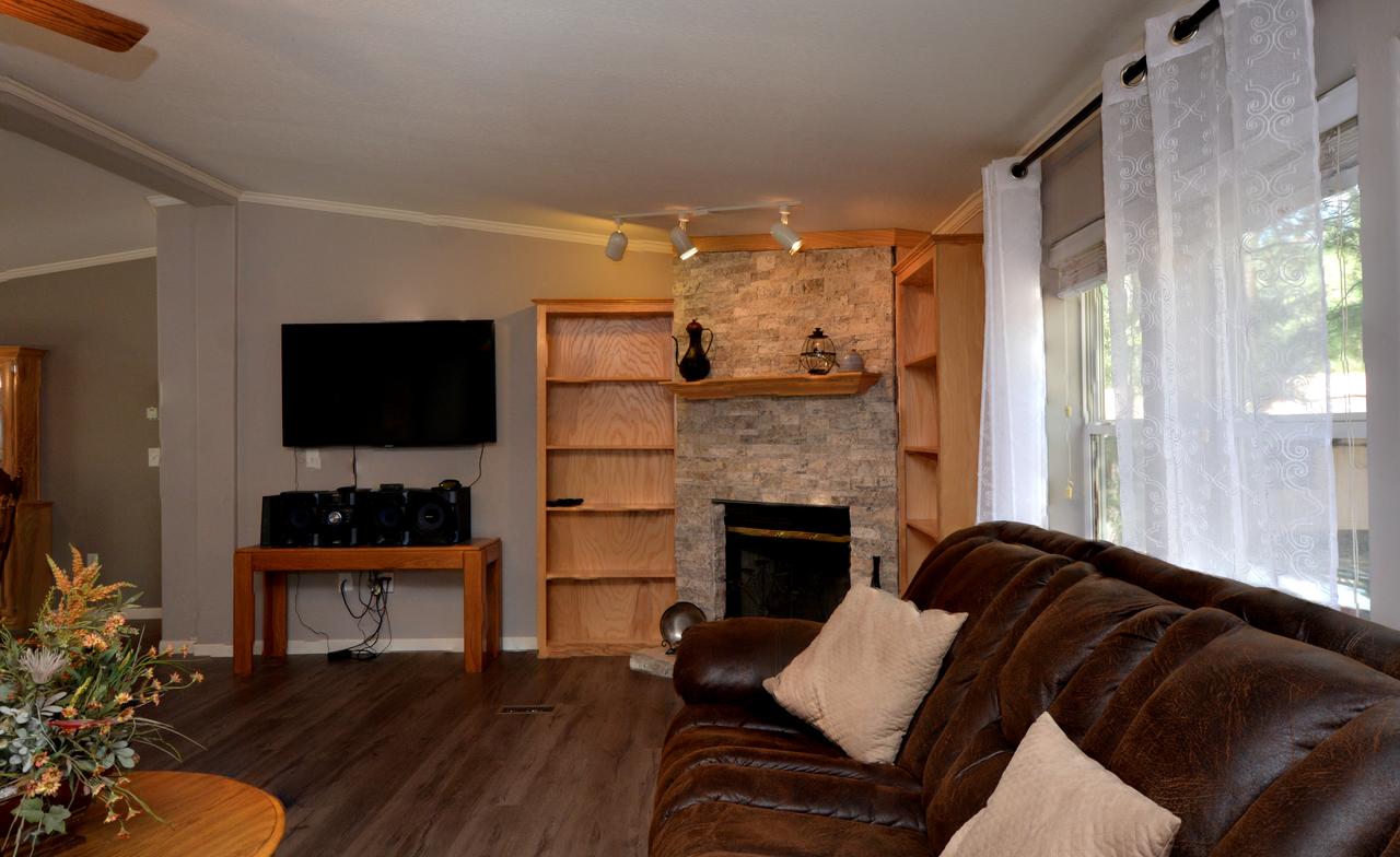 Mimi's Cabin - thumb 2