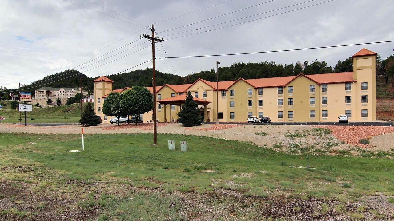 Ruidoso Mountain Inn - thumb 25