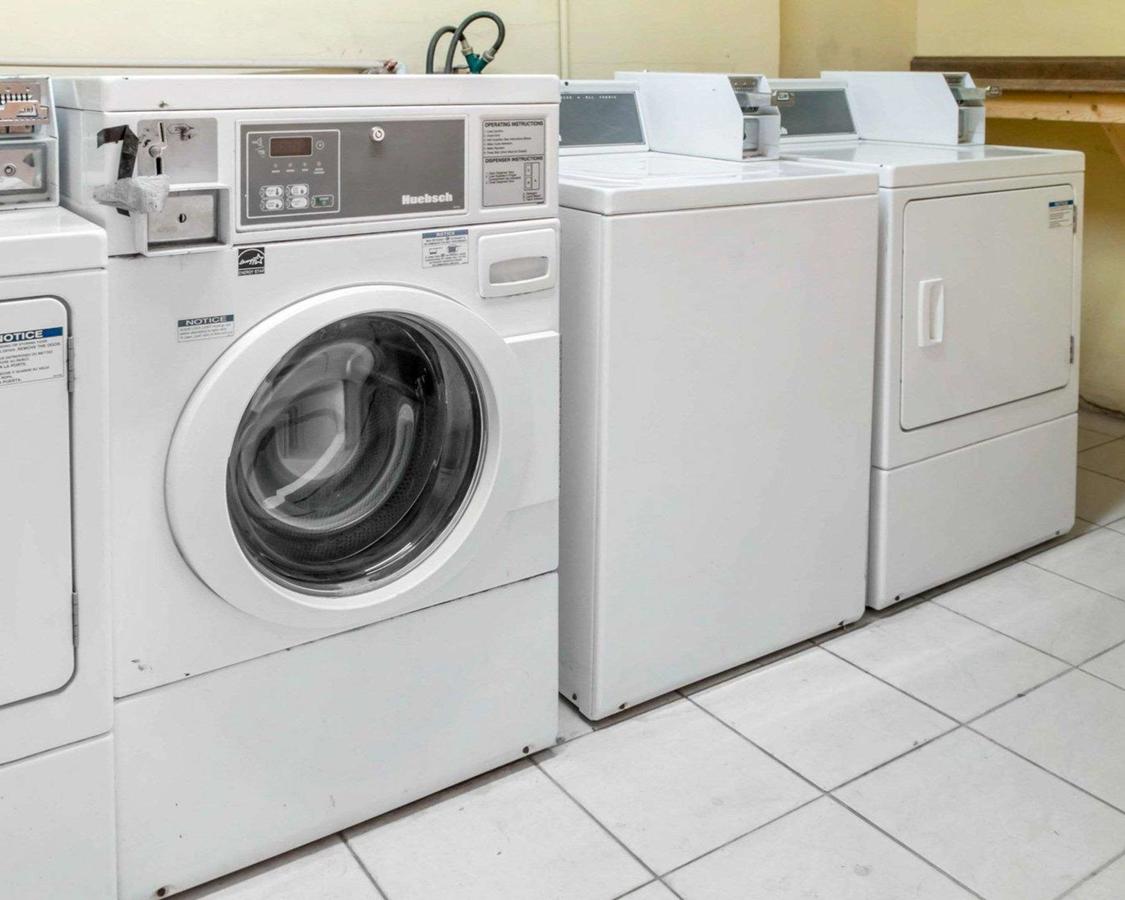 Econo Lodge Carlsbad - thumb 28