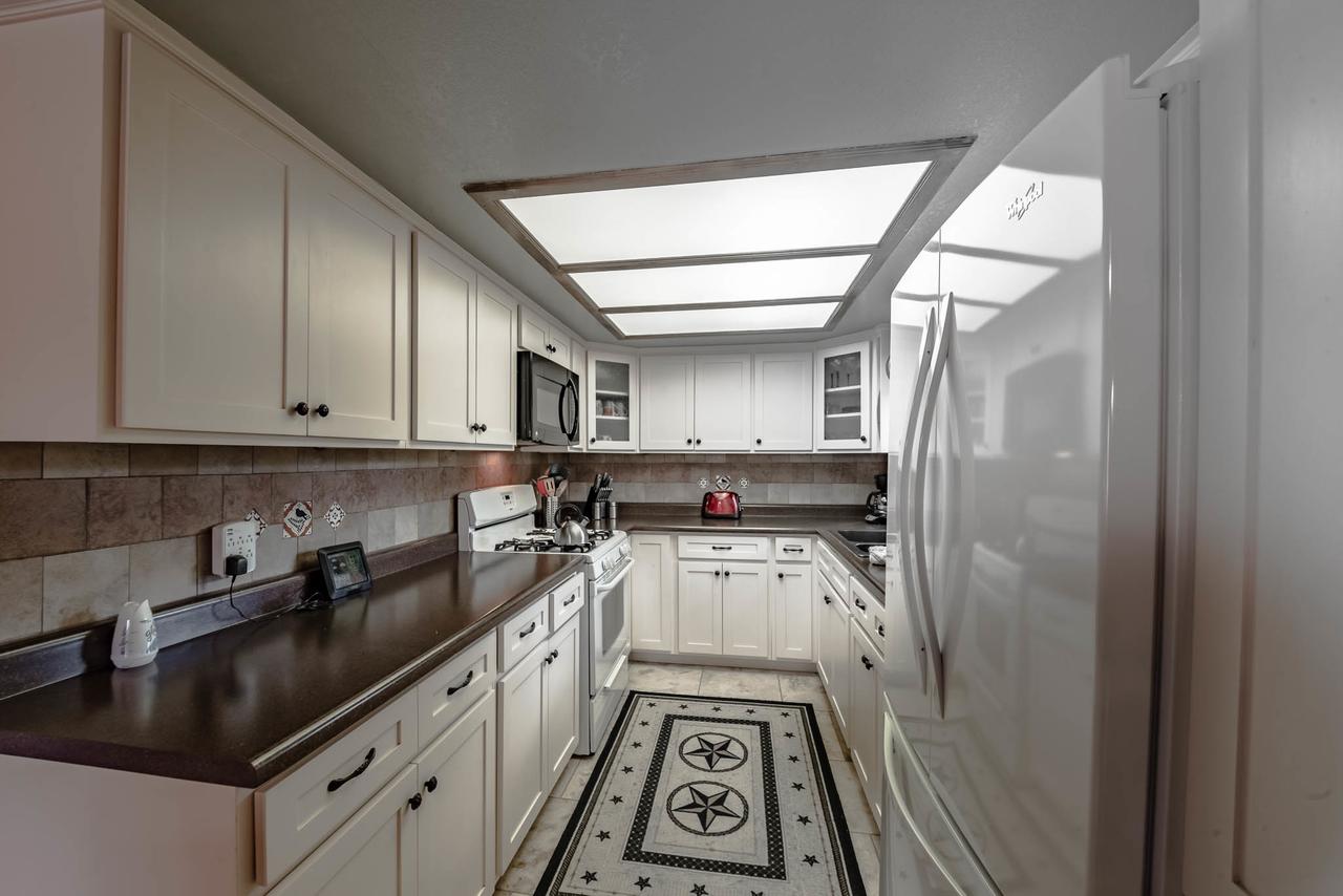 Casa Del Rey, 3 Bedrooms, Fireplace, Hot Tub, Foosball, Private, Sleeps 8 - thumb 8