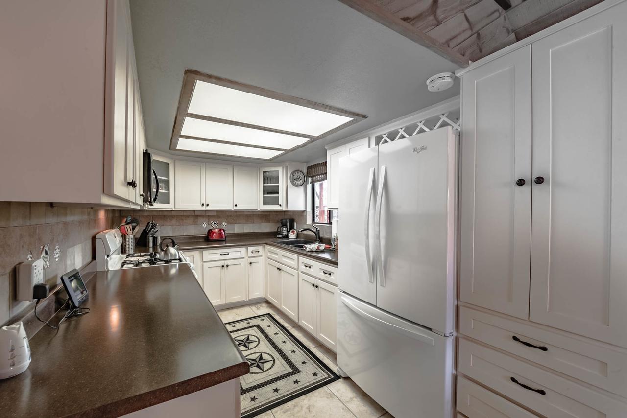 Casa Del Rey, 3 Bedrooms, Fireplace, Hot Tub, Foosball, Private, Sleeps 8 - thumb 7