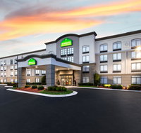 Wingate by Wyndham Charlotte Concord Mills/Speedway - Accommodation Dallas