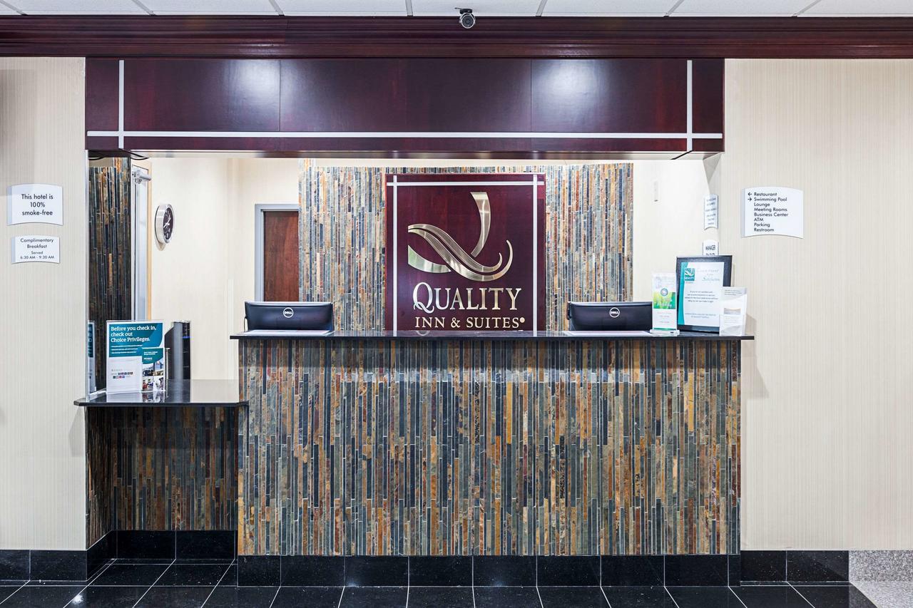 Quality Inn & Suites Cincinnati Downtown - thumb 10