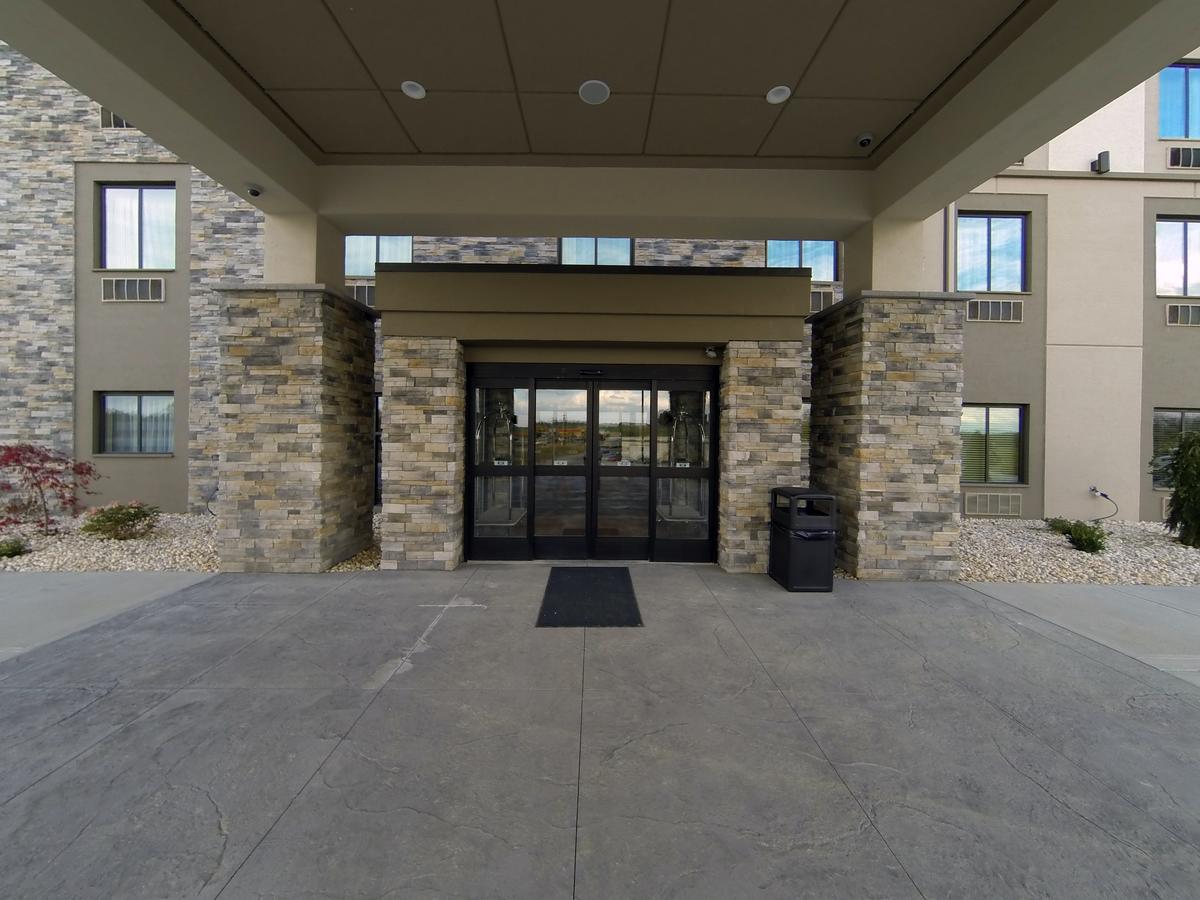 Sleep Inn & Suites Belmont - St. Clairsville - thumb 29