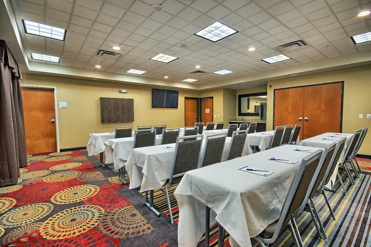 Holiday Inn Express & Suites Ironton - thumb 29