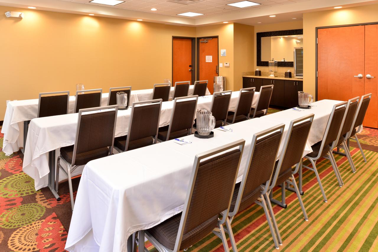 Holiday Inn Express & Suites Ironton - thumb 32