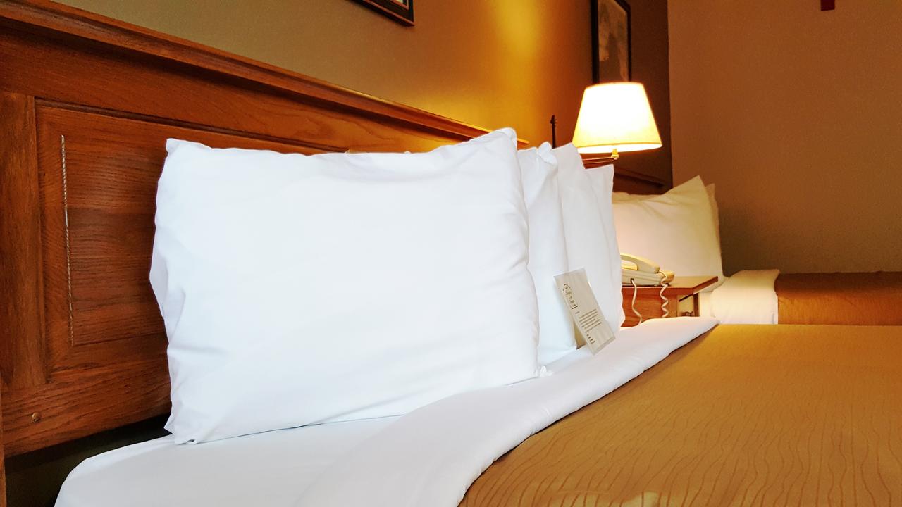 Lodging On The Square - thumb 40
