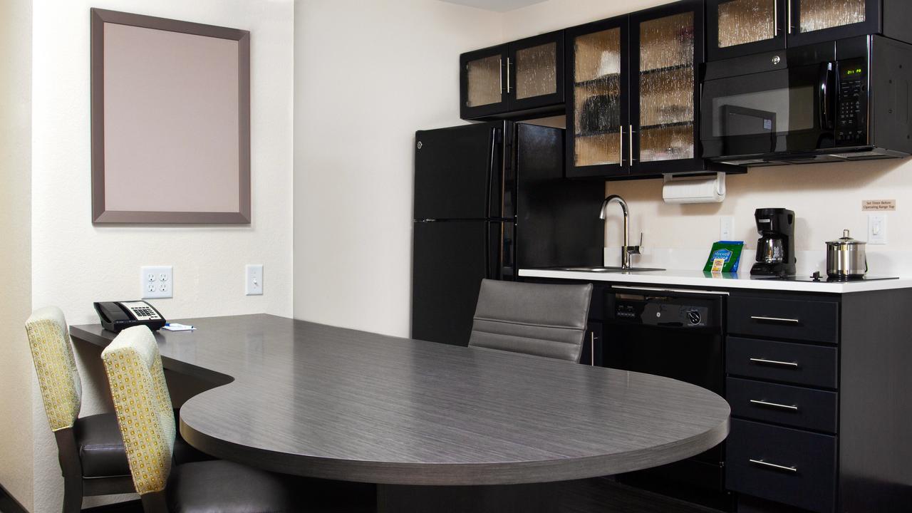 Candlewood Suites Carrollton - thumb 19
